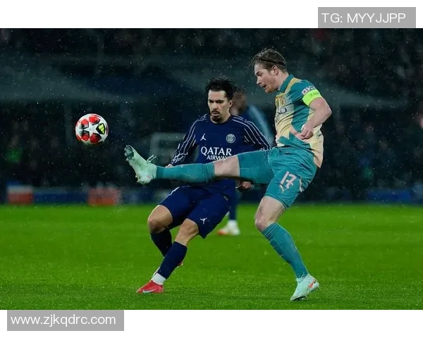 各国足球明星名字与精彩瞬间的完美结合展示