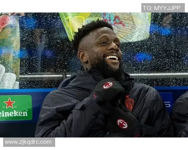 奥里吉足球明星的传奇之路与辉煌成就解析